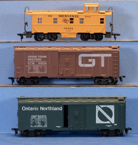 3 Athearn Cars-Milwaukee Road Caboose-Grand Trunk & Ontario Northland Boxcars